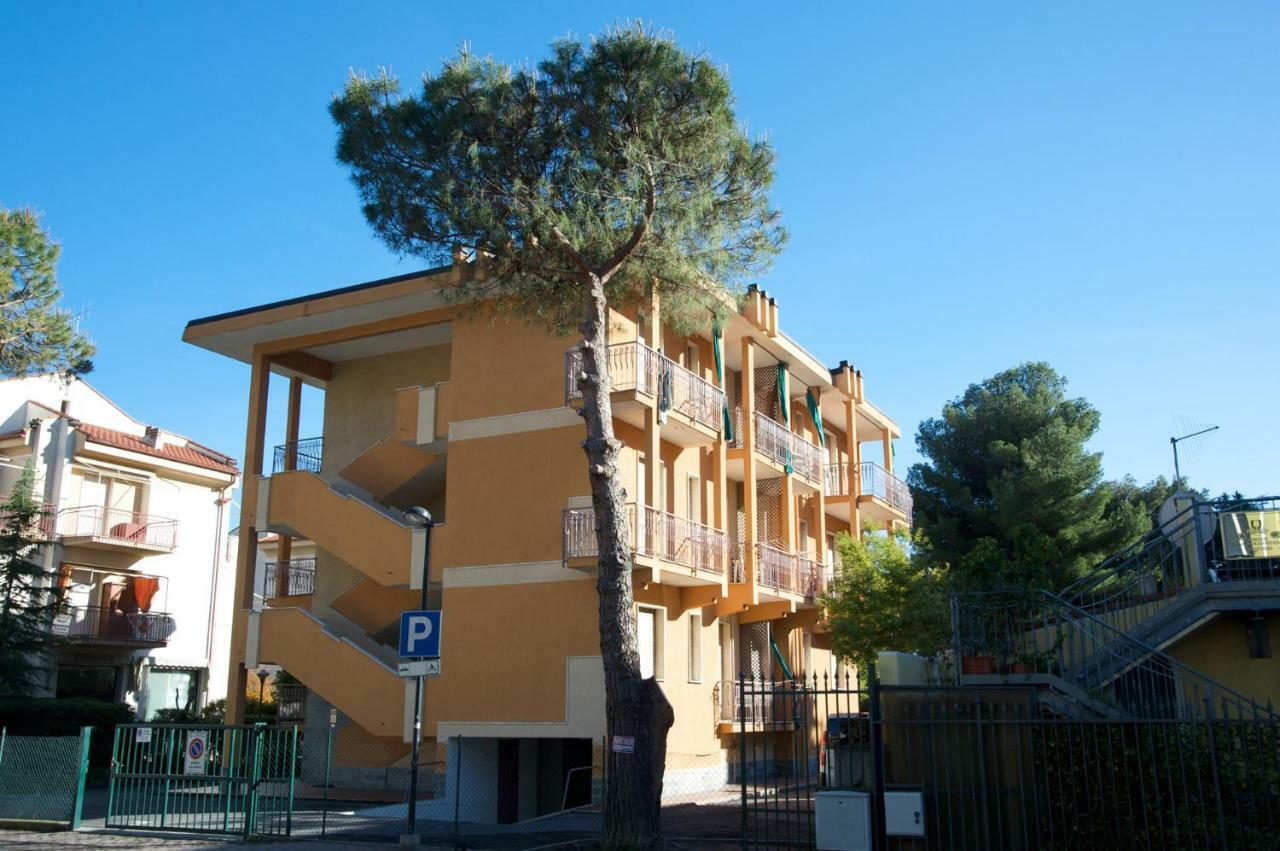 Fornaci 2 Rivieraholiday Pietra Ligure Exterior foto